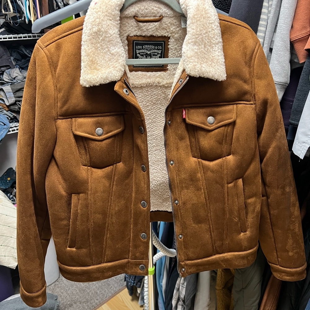 Women’s Levi’s jacket